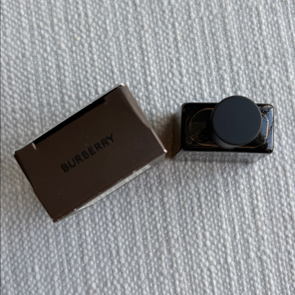 BURBERRY Hero INTENSE miniature fragrance - Picture 5 of 9